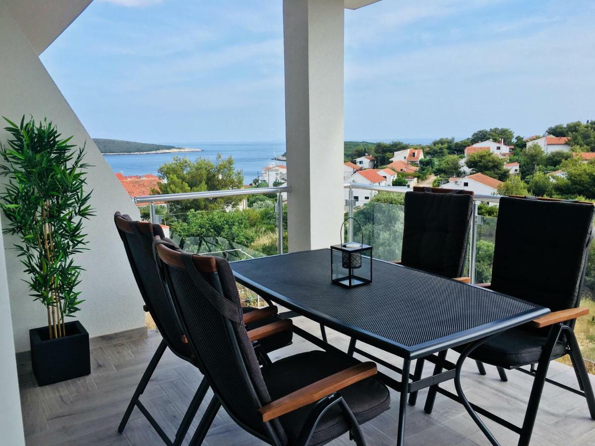 Ada Vis Apartments Exterior photo